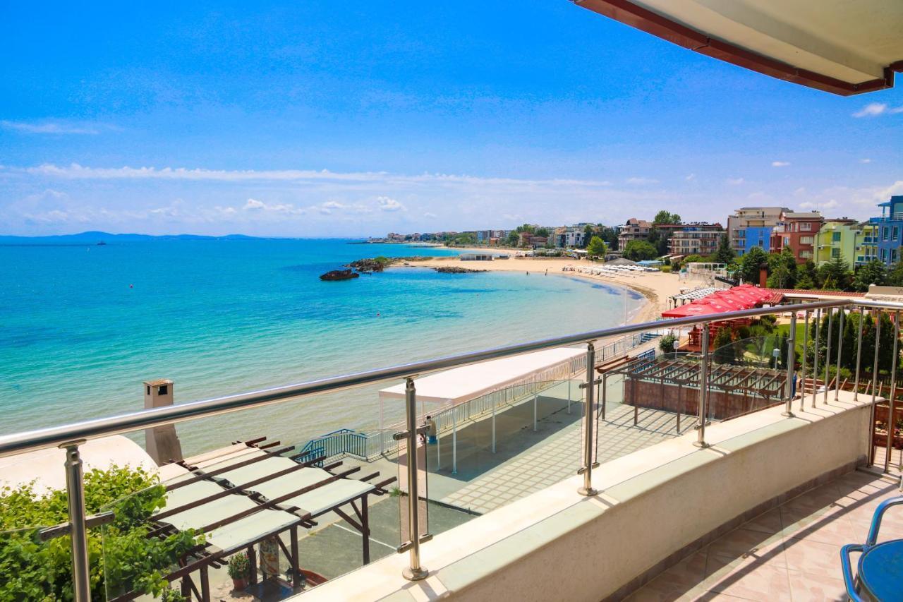 Petrov Family Hotel Nesebar Exterior photo